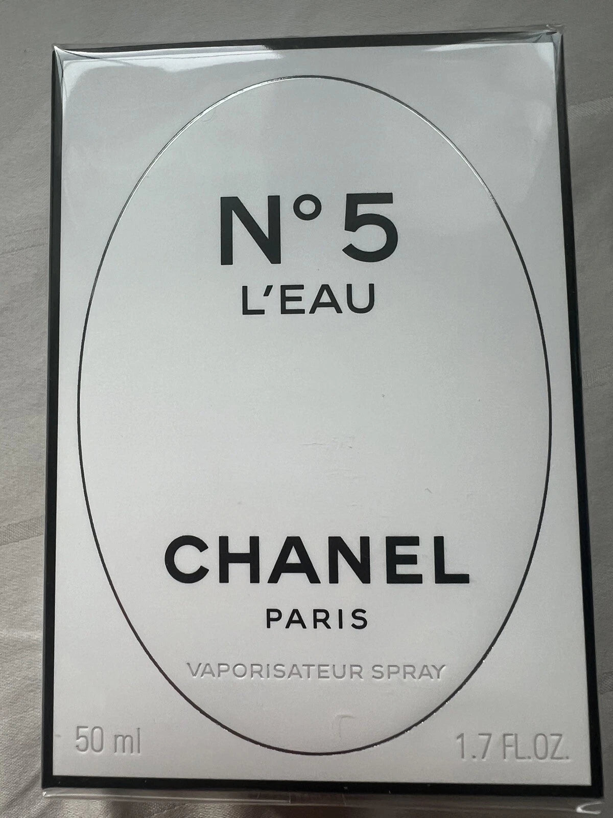 Chanel No 5 L'Eau Eau De Toilette Spray for Women - 100ml / 3.4oz - Sealed