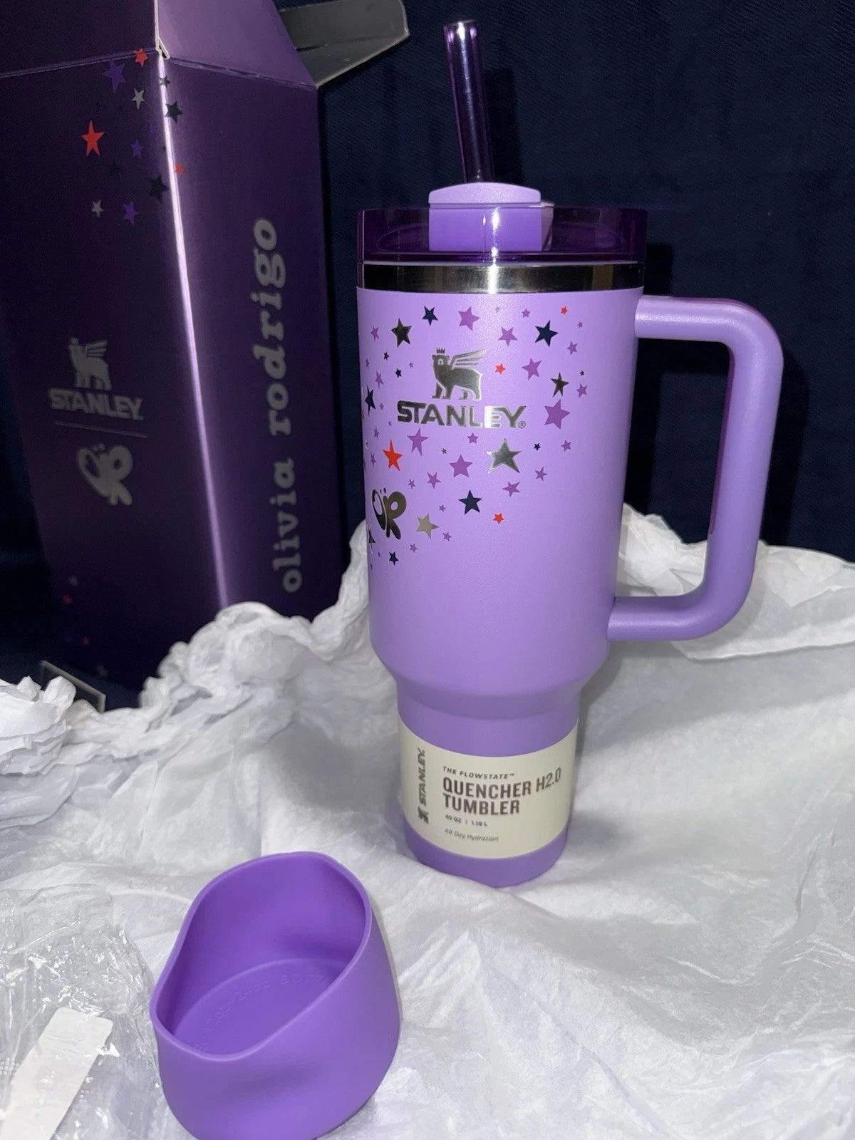 Stanley x Olivia Rodrigo Quencher H2.O FlowState Tumbler - 40oz + Protective Boot - Limited Edition